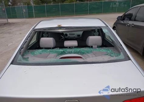 2010 Honda Civic Lx z USA, uszkodzony, nr VIN 19XFA1F56AE084849